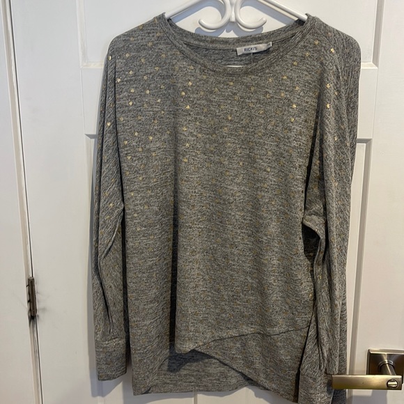 Top - Picture 1 of 3